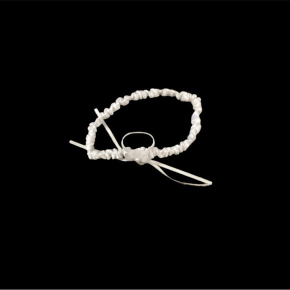 NWT BRIDAL TOTE WITH WEDDING ACCESSORIES.  THE PERFECT GIFT PACKAGE - Picture 10 of 11